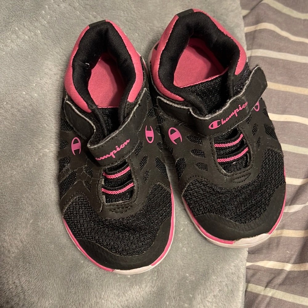 Toddler shoes